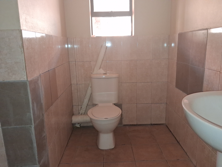 2 Bedroom Property for Sale in Potchefstroom North West